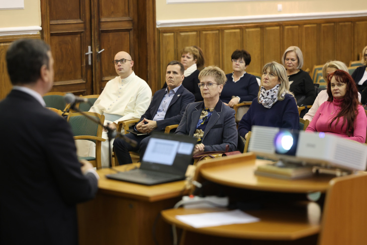 ELTE partnerintézményi elismerést kapott iskolánk