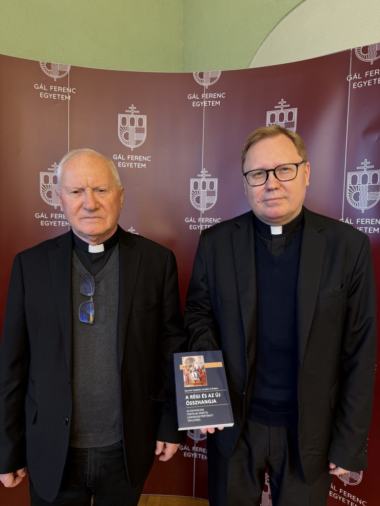 Bemutatták Szuromi Szabolcs Anzelm professzor legújabb könyvét