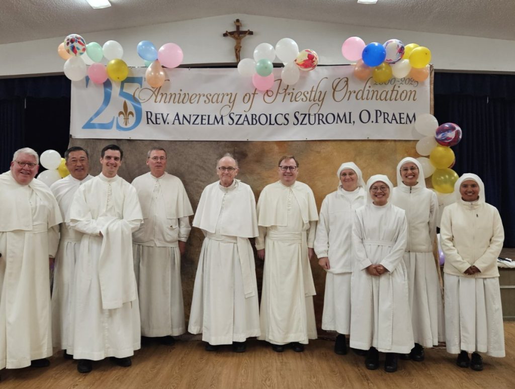 nzelm atya ezüstmiséje II Nzelm atya ezüstmiséje II